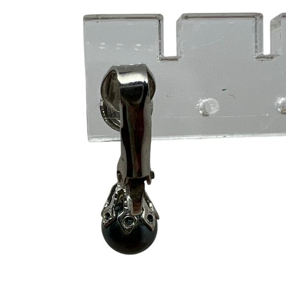 Vintage Silver-Tone Drop Earring with Blue Pearl - Single Elegant Clip-On - Picture 7 of 9